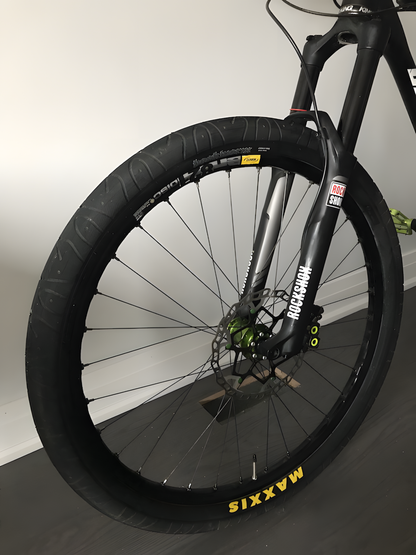 Maxxis Hookworm Single Compound 27.5-Inch Tubeless Tyre